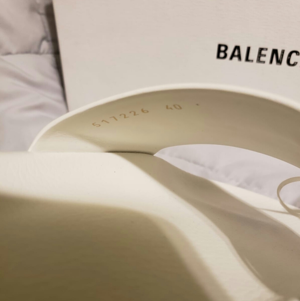 Balenciaga slides - Picture 5 of 9